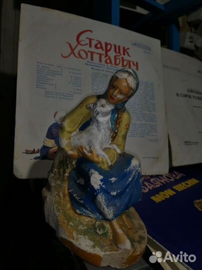 Статуэтка стариная