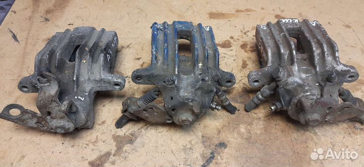 Суппорт задний Ади А3 Гольф 4 Октавия Тур