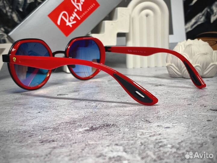 Очки Ray Ban Ferrari красный градиент