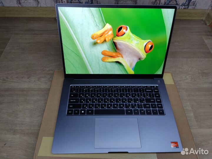 Xiaomi RedmiBook pro 15 2023 R7-7840hs