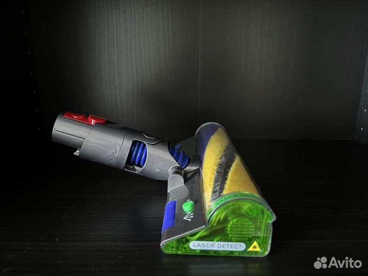 Щетка Dyson Slim Fluffy Laser V12