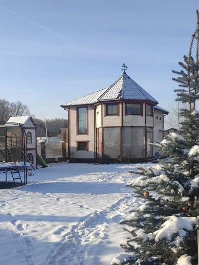 Дом 127 м² на участке 17 сот.