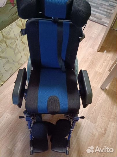 Коляска инвалидная детская