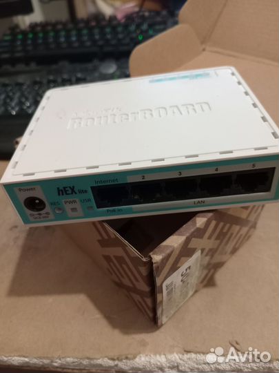 Mikrotik HEX lite rb750r2
