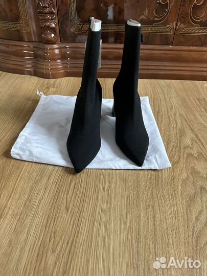 Ботильоны zara