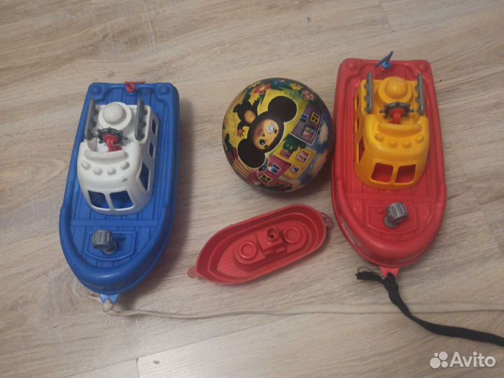 Кораблики для воды мяч