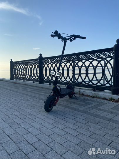 Электросамокат Kugookirin G1