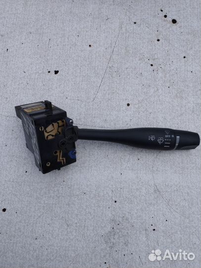 Подрулевой переключатель стеклоочистителей Nissаn