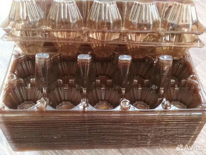 Лотки(ячейки) для яиц.новые,пластик.,с этикеткой