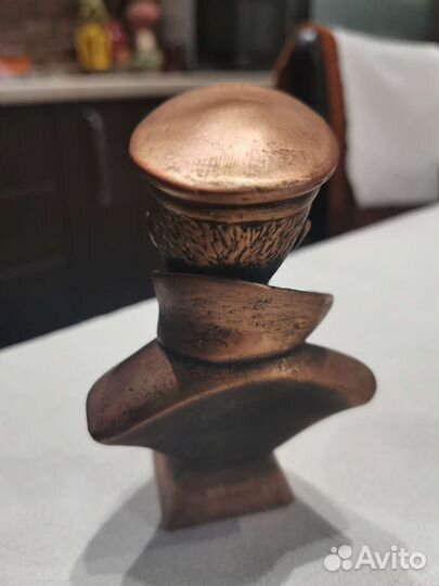 Бюсты вождей СССР бронза