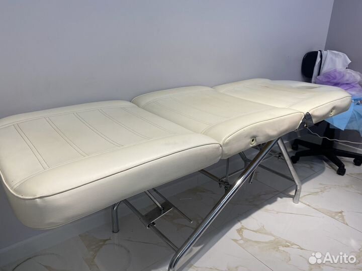 Кушетка косметологическая