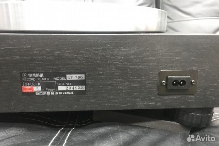 Проигрыватель yamaha GT-750