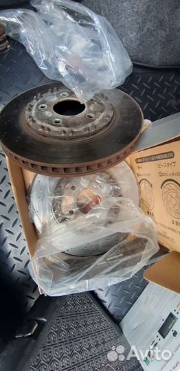 Тормозные диски и колодки на lancer evolution 4-9