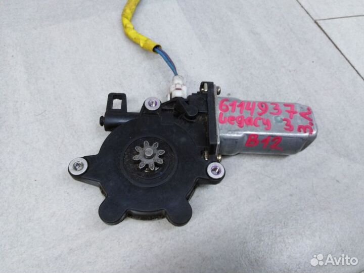 Моторчик заднего левого стеклоподъемника