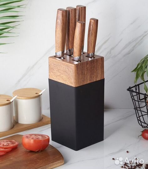Набор кухонных ножей с подставкой