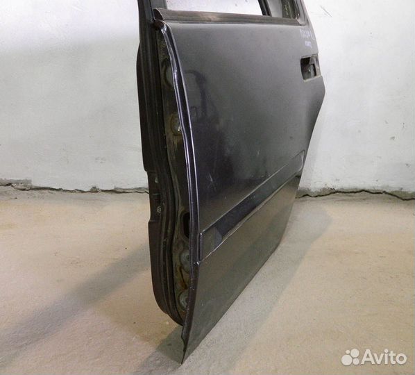 Дверь задняя левая Nissan Maxima J30