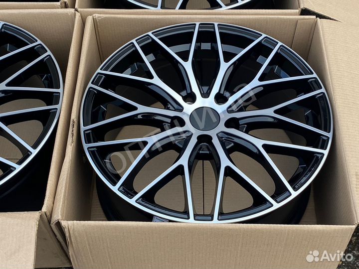 Kia r17 5-114,3 комплект новых дисков