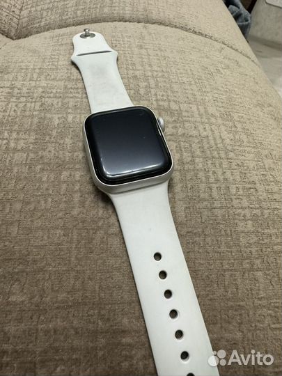 Смарт часы apple watch se