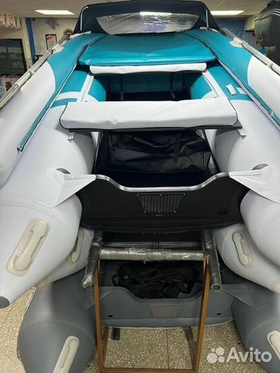 Надувная лодка Gladiator E380X (expedition)