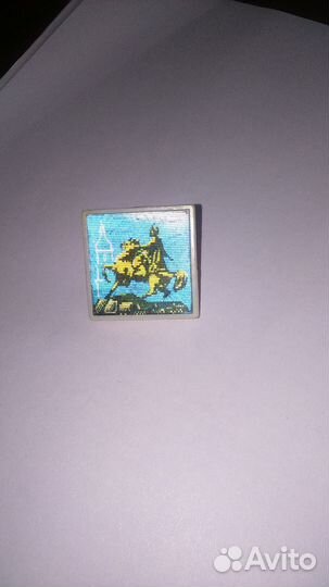 Варио значок и брелок 