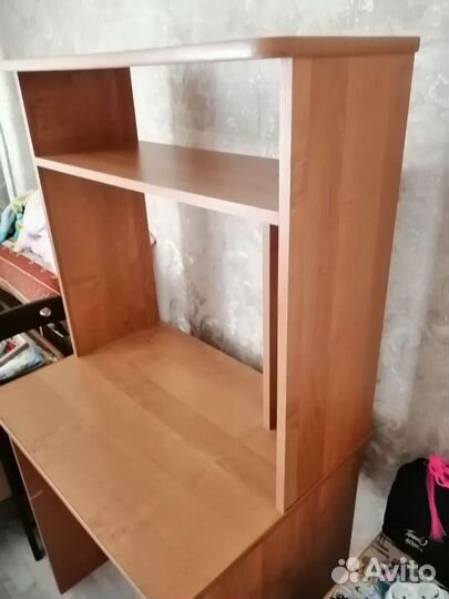 Стол компьютерный