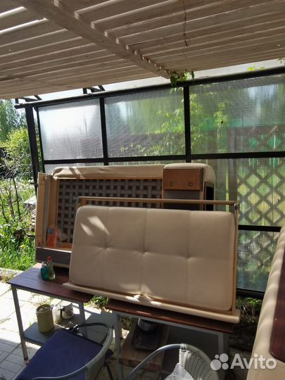 Диван угловой кожзам(разобран)