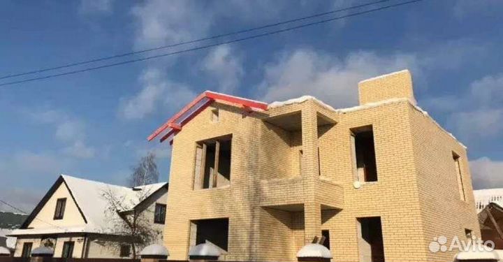 Бригада строителей