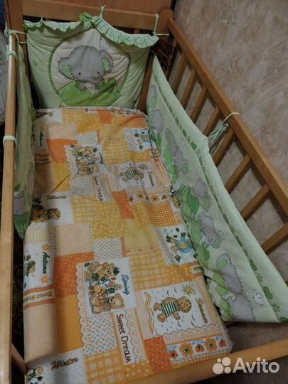 Детская кроватка