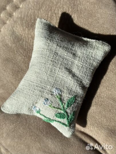 Аромаподушечки саше с вышивкой