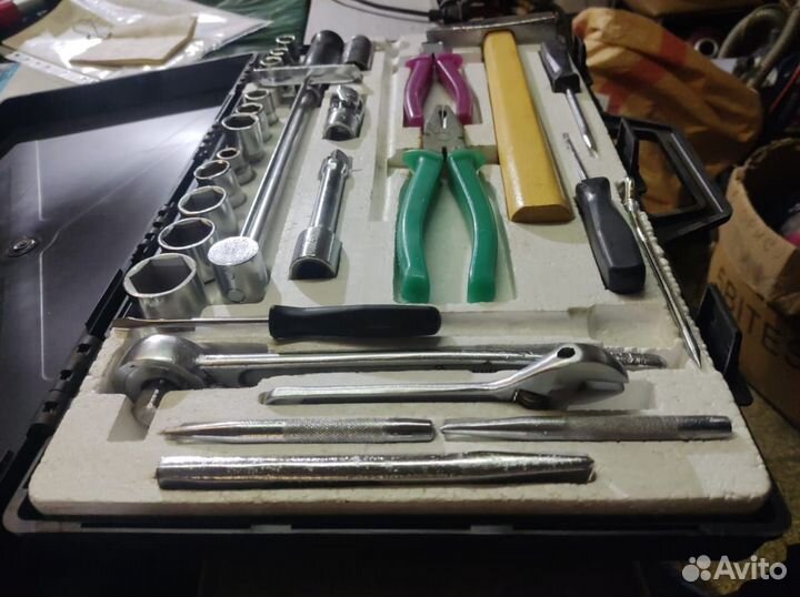 Набор инструментов Новосибирского завода
