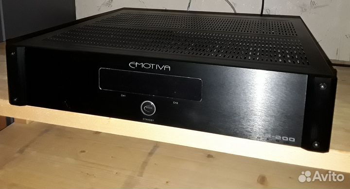 Emotiva xpa-200