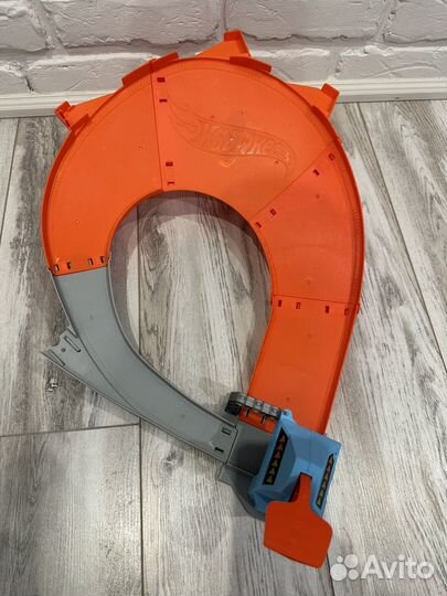 Трек Hot wheels