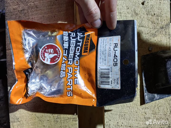 Сайлентблоки задней подвески Nissan teana j32