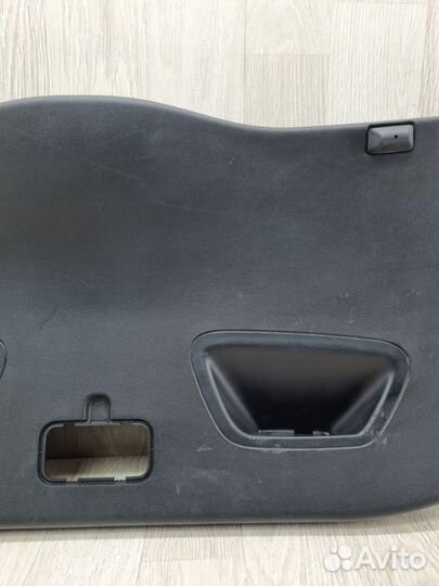 Обшивка крышки багажника Kia Ceed ED