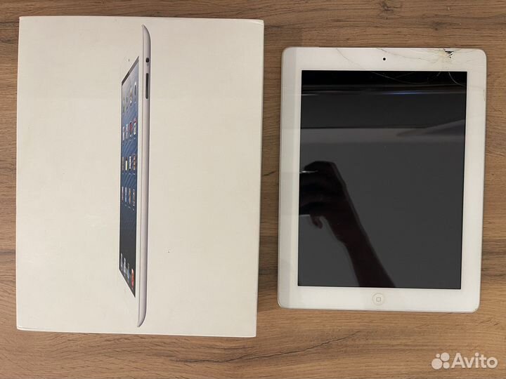 Apple iPad A1460 WiFi + Cellular 32 GB