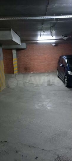 Машиноместо, 17 м²