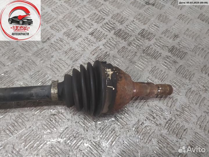 Полуось передняя правая б/у Opel Zafira B