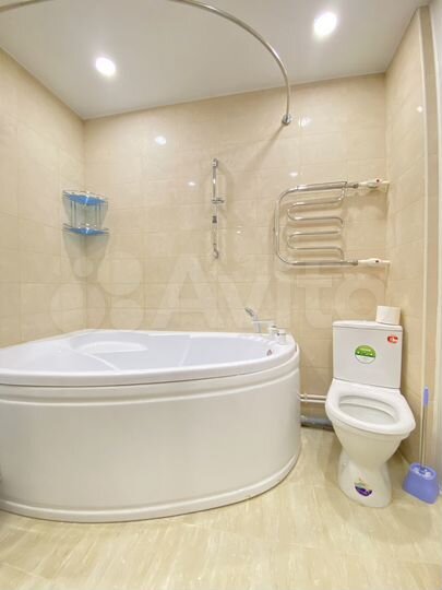 2-к. квартира, 50 м², 10/19 эт.