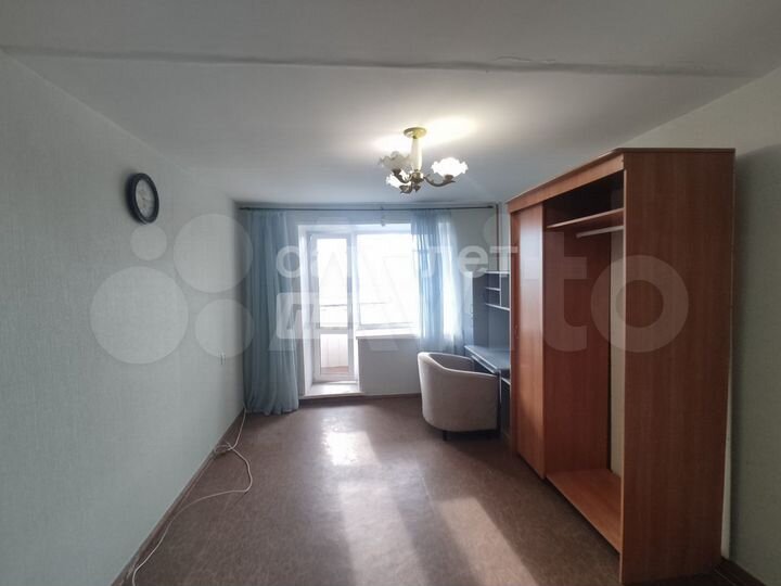 Доля в 2-к. квартире, 48,2 м², 12/12 эт.