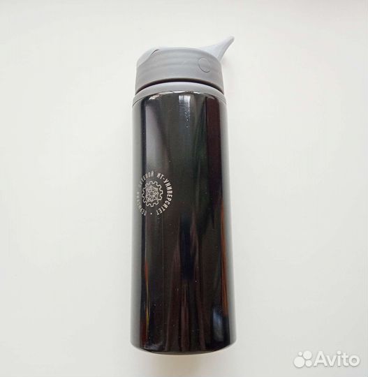 Бутылка для воды металлическая