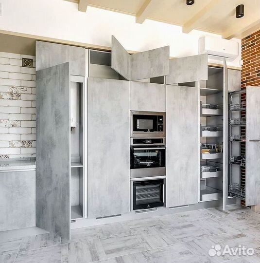 Кухонный гарнитур от фабрики мебели