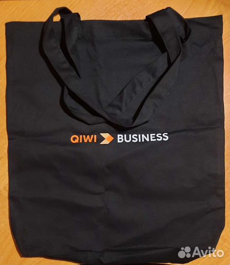 Qiwi набор мерча стикер носки тапки блокнот шопер