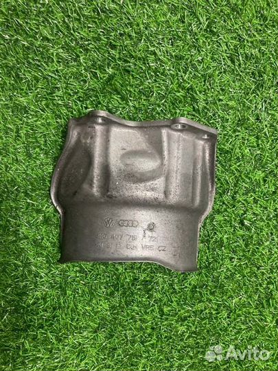 Защита привода передняя левая Audi A6 C7 2.8 chva