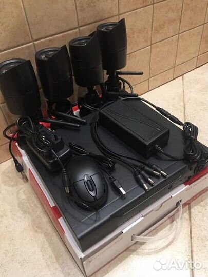 Комплект системы видеонаблюдения