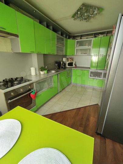 3-к. квартира, 135 м², 6/7 эт.