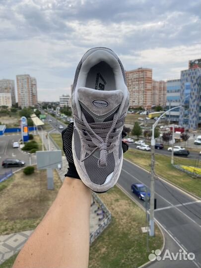 Кроссовки New Balance 2002r