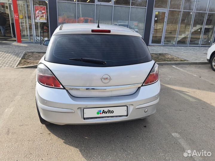 Opel Astra 1.8 AT, 2014, 170 000 км