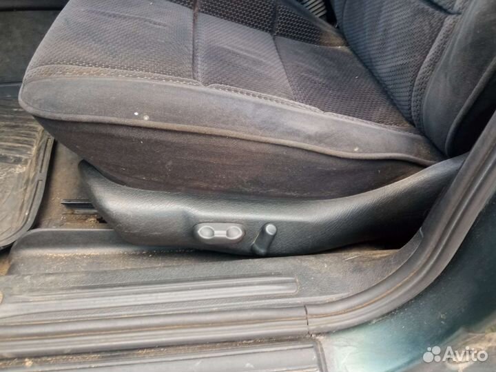 Салон на опель омега б седан