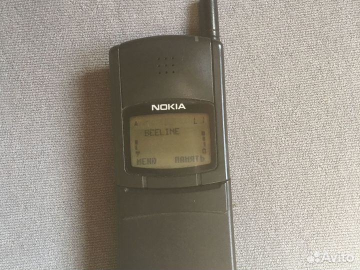 Телефон Nokia 8110