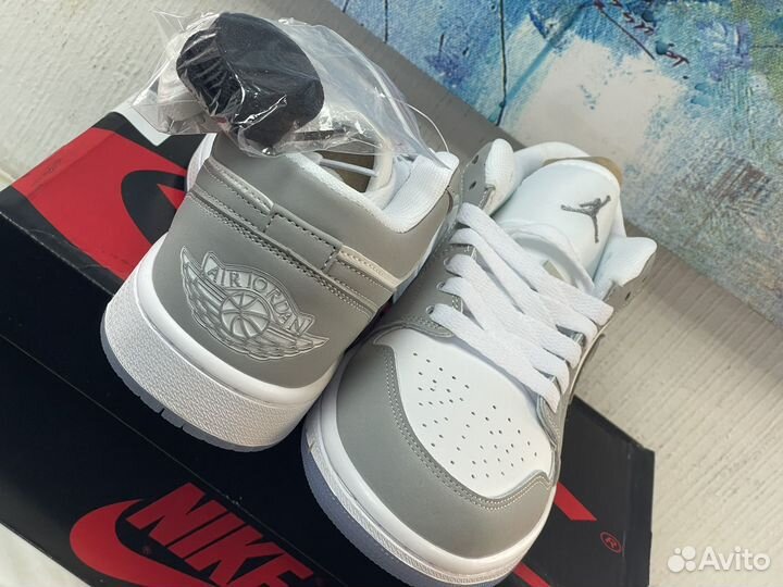 Nike Air Jordan 1 Low Wolf Grey